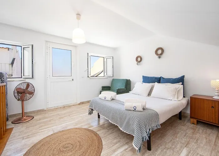 Caparica Beach Apartment By Host-Point